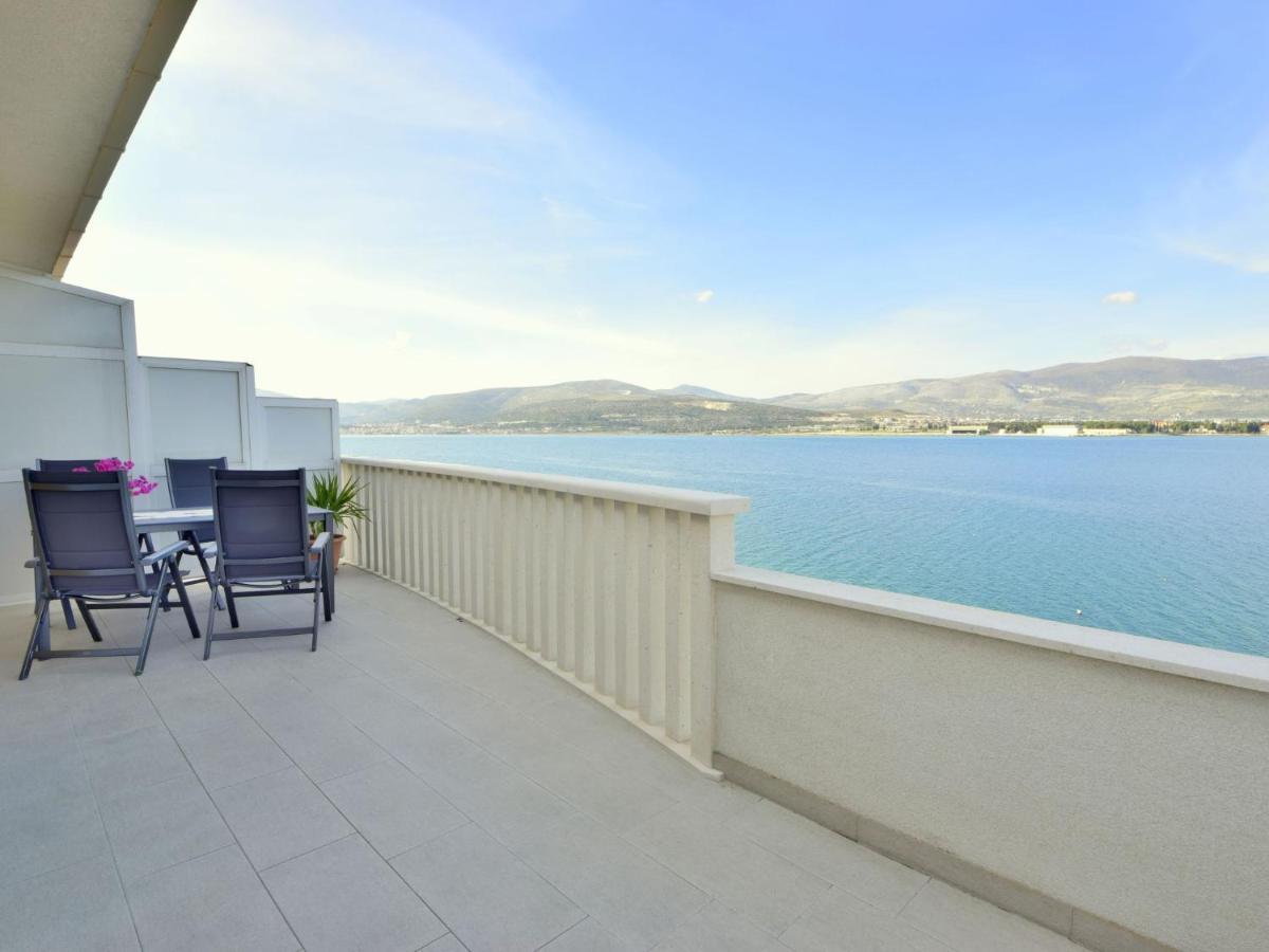 Apartment Mornar-2 By Interhome Trogir Exteriör bild