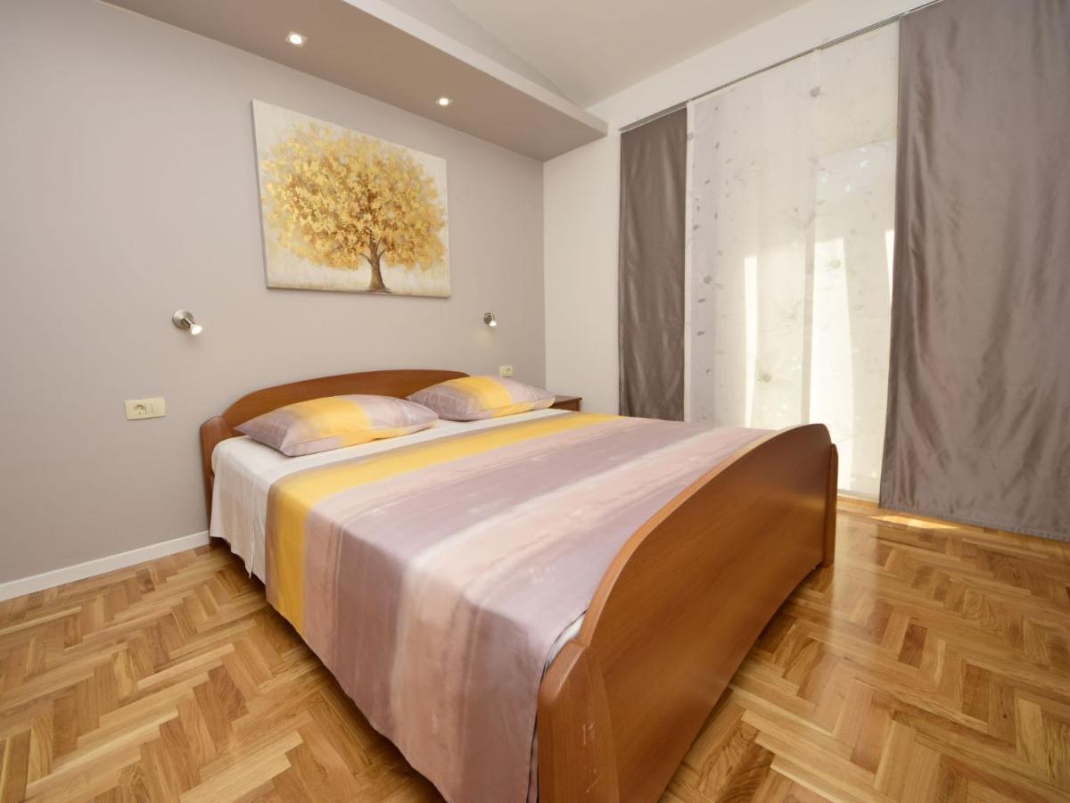Apartment Mornar-2 By Interhome Trogir Exteriör bild