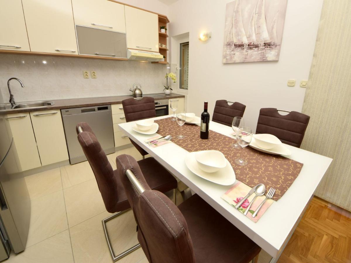 Apartment Mornar-2 By Interhome Trogir Exteriör bild